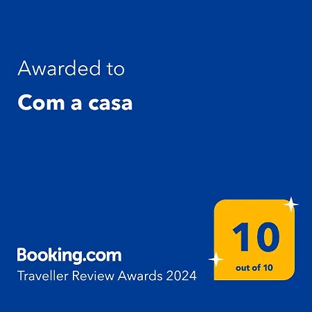 Com A Casa アパート