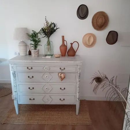 Com A Casa * Falset