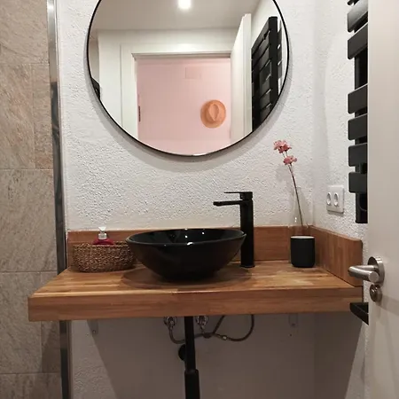 Com A Casa *