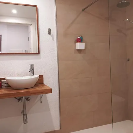 Apartamento Com A Casa